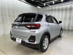 �����Ȥ���������֤�ͥ�줿ǳ����ǽ�����˥ǥ���������ǿ͵��Τ��֤Ǥ��� 7