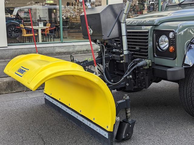 ディフェンダー 　１１０　ＨＴ　ＳＮＯＷ　ＰＬＯＷＳ　最終モデル　６速ＭＴ　ハードトップ　ワイドタイヤ＆ワイドスタッドレス　ワイドホイール（44枚目）