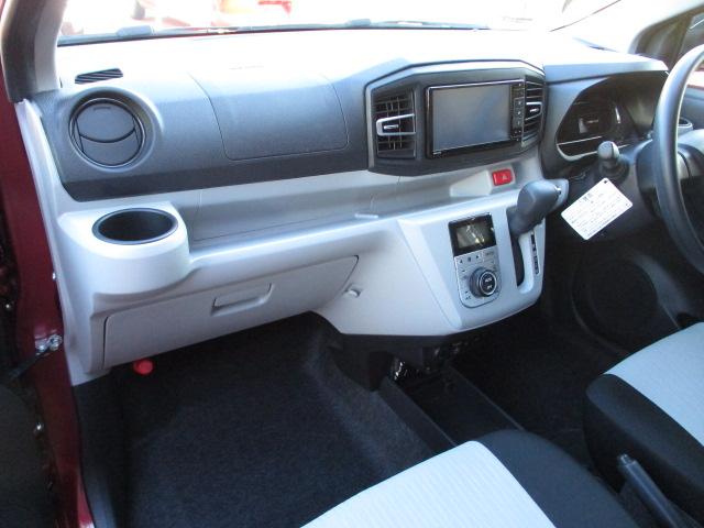 ミライース Ｇ　リミテッドＳＡＩＩＩ　衝突被害軽減システム　純正ナビ　バックカメラ　シートヒーター　禁煙車（5枚目）