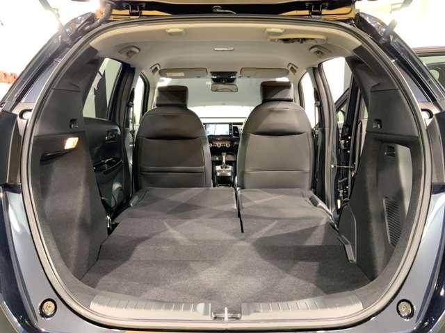 e:HEVホーム Honda SENSING 新車保証 試乗禁煙車 ナビ カーテンエアバッグ TVナビ イモビ 横滑防止 DVD再生 アルミホイール ミュージックプレイヤー接続可 キーフリー クルーズコントロール CD(19枚目)