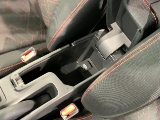 RS あんしんPKG 1年保証 ナビ フルセグRカメラ メモリナビ AUX ETC車載器 地デジフルセグ LEDヘットランプ Bモニター 定期点検記録簿 アルミ ナビTV ABS キーレス エアバッグ(31枚目)