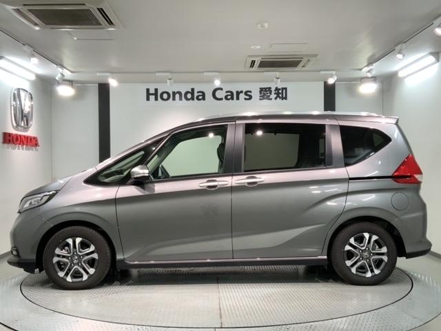 フリード＋ハイブリッド ハイブリッド・クロスター　ＨｏｎｄａＳＥＮＳＩＮＧ新車保証試乗禁煙車　Ｂカメラ　オートクルーズコントロール　ＤＶＤ再生　フルセグ　左右パワースライドドア　シートヒーター　ＬＥＤ　オートエアコン　ＥＴＣ　サイドカーテンエアバック（47枚目）