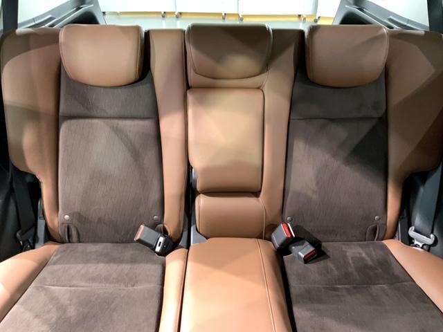 シャトル ハイブリッドＺスタイルエディション　いまコレ＋新品マット付あんしんＰＫＧ　ＡＵＴＯエアコン　衝突低減ブレーキ　ＥＳＣ　クルコン　前席シートヒーター　盗難防止システム　キーフリー　ＤＶＤ　禁煙車　ＬＥＤヘッドランプ　フルセグテレビ　ＡＢＳ（33枚目）