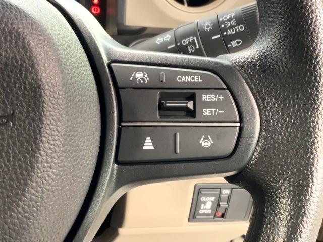 Ｎ－ＢＯＸジョイ ベースグレード　ＨＳＥＮＳＩＮＧ２ト－ン新車保証試乗車　踏み間違い防止装置　Ｂカメラ　横滑り防止機能　ＬＥＤランプ　点検記録簿　クルーズコントロール　パワーウィンドウ　前席シートヒーター　スマートキー　フルセグＴＶ（11枚目）