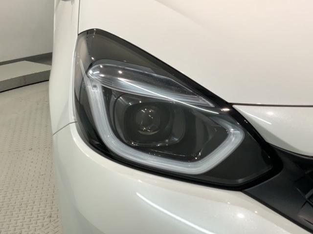 フィット ＲＳ　ＨＳＥＮＳＩＮＧ　新車保証　試乗車　ワンオ－ナ－　ＵＳＢポート　イモビライザー　地デジフルセグ　リアカメラ　ＬＥＤヘッドライト　ＤＶＤ再生　エアコン　ＥＴＣ車載器　キーレス　スマートキー　横滑防止装置（8枚目）