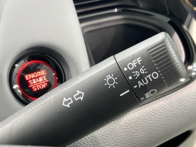 フィット ＲＳ　ＨＳＥＮＳＩＮＧ　新車保証　試乗車　ワンオ－ナ－　ＵＳＢポート　イモビライザー　地デジフルセグ　リアカメラ　ＬＥＤヘッドライト　ＤＶＤ再生　エアコン　ＥＴＣ車載器　キーレス　スマートキー　横滑防止装置（12枚目）
