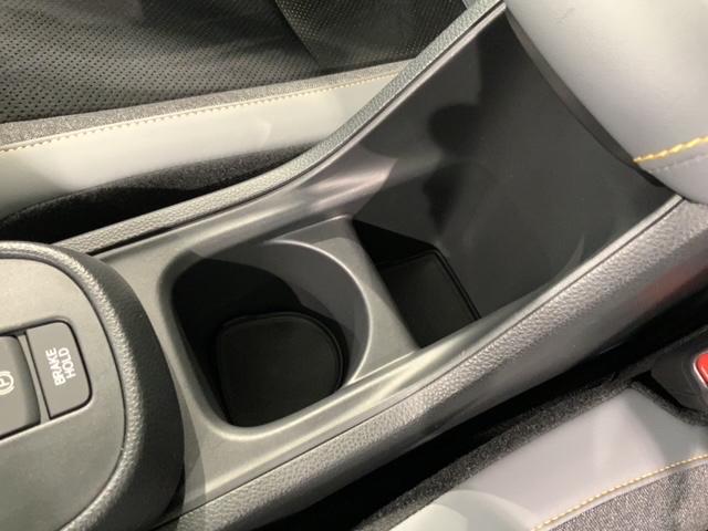 フィット ＲＳ　ＨＳＥＮＳＩＮＧ　新車保証　試乗車　ワンオ－ナ－　ＵＳＢポート　イモビライザー　地デジフルセグ　リアカメラ　ＬＥＤヘッドライト　ＤＶＤ再生　エアコン　ＥＴＣ車載器　キーレス　スマートキー　横滑防止装置（27枚目）