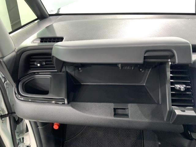 フィット ＲＳ　ＨＳＥＮＳＩＮＧ　新車保証　試乗車　ワンオ－ナ－　ＵＳＢポート　イモビライザー　地デジフルセグ　リアカメラ　ＬＥＤヘッドライト　ＤＶＤ再生　エアコン　ＥＴＣ車載器　キーレス　スマートキー　横滑防止装置（29枚目）
