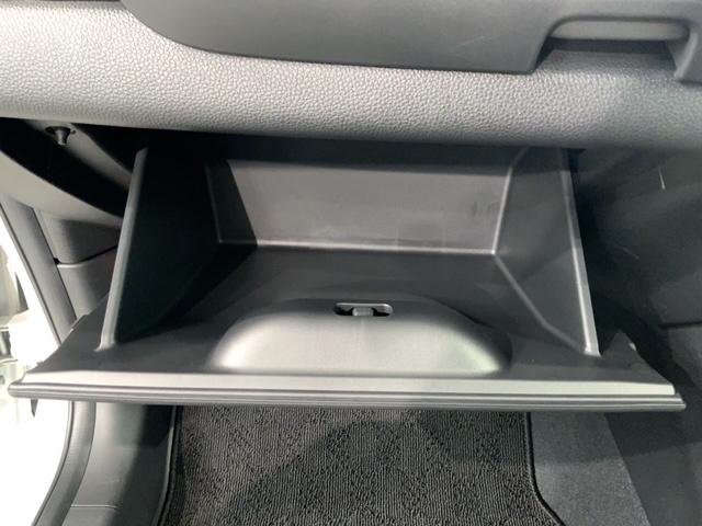 フィット ＲＳ　ＨＳＥＮＳＩＮＧ　新車保証　試乗車　ワンオ－ナ－　ＵＳＢポート　イモビライザー　地デジフルセグ　リアカメラ　ＬＥＤヘッドライト　ＤＶＤ再生　エアコン　ＥＴＣ車載器　キーレス　スマートキー　横滑防止装置（30枚目）