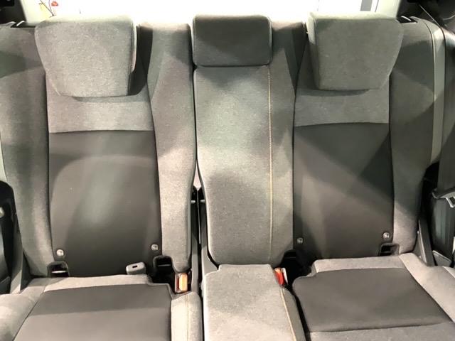 フィット ＲＳ　ＨＳＥＮＳＩＮＧ　新車保証　試乗車　ワンオ－ナ－　ＵＳＢポート　イモビライザー　地デジフルセグ　リアカメラ　ＬＥＤヘッドライト　ＤＶＤ再生　エアコン　ＥＴＣ車載器　キーレス　スマートキー　横滑防止装置（33枚目）