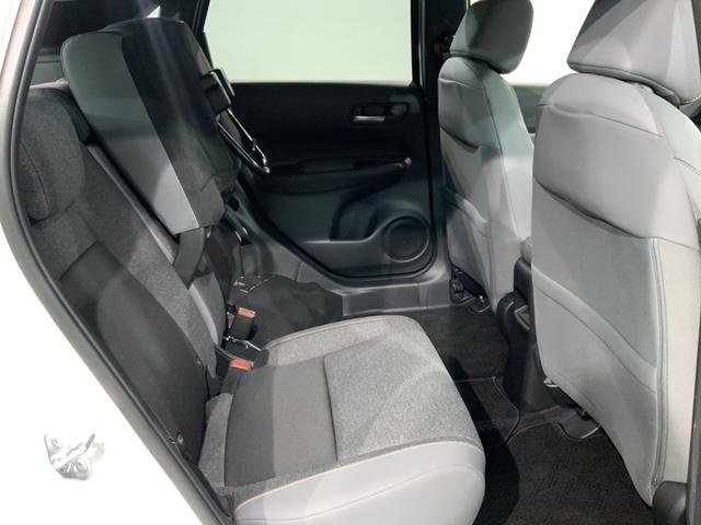 フィット ＲＳ　ＨＳＥＮＳＩＮＧ　新車保証　試乗車　ワンオ－ナ－　ＵＳＢポート　イモビライザー　地デジフルセグ　リアカメラ　ＬＥＤヘッドライト　ＤＶＤ再生　エアコン　ＥＴＣ車載器　キーレス　スマートキー　横滑防止装置（36枚目）