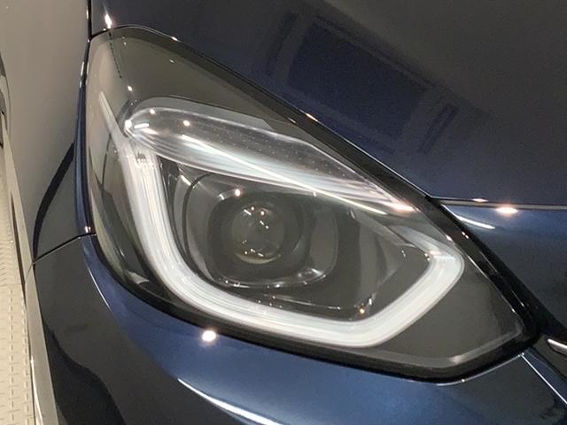 フィット ｅ：ＨＥＶホーム　ＨＳＥＮＳＩＮＧ　新車保証　試乗車　ワンオ－ナ－　前後誤発進抑制機能　助手席エアバッグ　運転席エアバッグ　１オナ　ＬＥＤライト　ＵＳＢ接続　バックカメラ　ＡＢＳ　サイドエアバッグ　フルセグＴＶ　記録簿（8枚目）