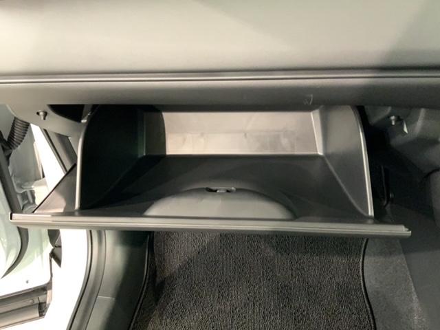 ヴェゼル ｅ：ＨＥＶＸ　ＨＳＥＮＳＩＮＧ新車保証試乗車ワンオ－ナ－　Ｒカメラ　クルコン　エアコン　シ－トヒ－タ－　スマキー　ＶＳＡ　ＬＥＤライト　ＥＴＣ車載器　エアバッグ　ＡＢＳ　４ＷＤ車　地デジＴＶ　キーレスエントリー（25枚目）
