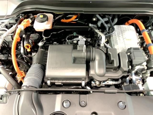 ヴェゼル ｅ：ＨＥＶＸ　ＨＳＥＮＳＩＮＧ新車保証試乗車ワンオ－ナ－　Ｒカメラ　クルコン　エアコン　シ－トヒ－タ－　スマキー　ＶＳＡ　ＬＥＤライト　ＥＴＣ車載器　エアバッグ　ＡＢＳ　４ＷＤ車　地デジＴＶ　キーレスエントリー（44枚目）