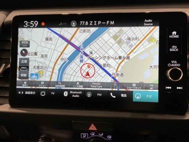 フィット e:HEVホームブラックスタイル H SENSING 新車保証 試乗車 ワンオーナー 純正ナビ TV Rカメラ マルチビュー BTオ-ディオ ETC LEDライト VSA クルコン アルミ スマートキー 盗難防止装置 整備記録簿(6枚目)