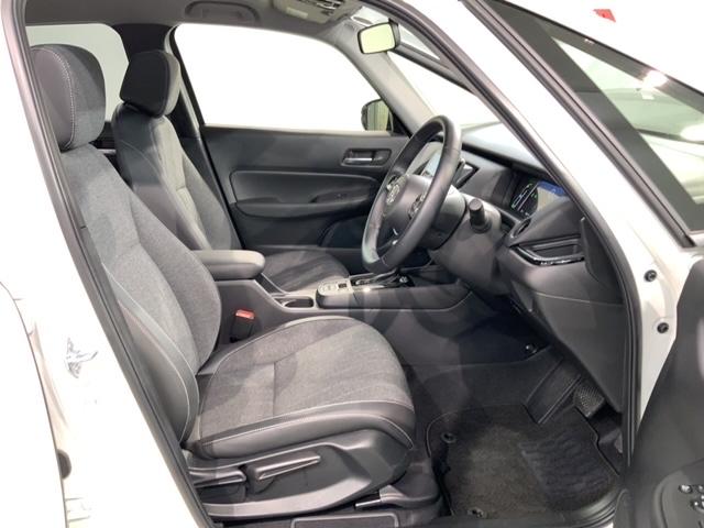 フィット e:HEVホームブラックスタイル H SENSING 新車保証 試乗車 ワンオーナー 純正ナビ TV Rカメラ マルチビュー BTオ-ディオ ETC LEDライト VSA クルコン アルミ スマートキー 盗難防止装置 整備記録簿(17枚目)