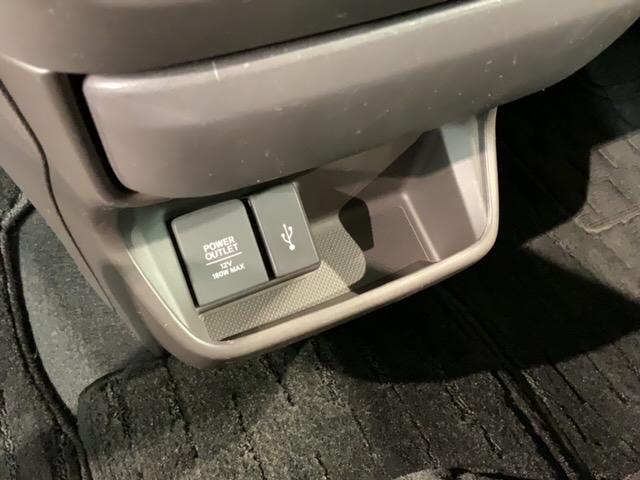 フリードハイブリッド ハイブリッド・Ｇホンダセンシング　最長５年保証　ワンオ－ナ－　ナビＶＸＭ－２１７ＶＦＮｉ　ＴＶ　Ｒカメラ　ＣＤ録音　ＢＴオ－ディオ　ＤＶＤ　ドラレコ　ＥＴＣ　ＬＥＤライト　両側電動ドア　ＶＳＡ　クルコン　スマ－トキ－　スペアキ－ＡＡＣ（29枚目）