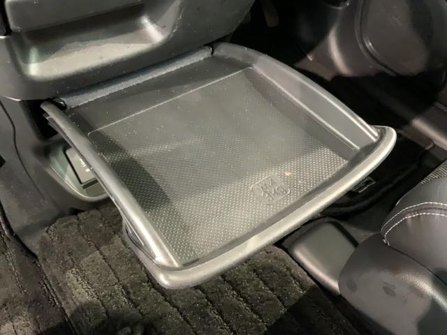 フリード＋ハイブリッド ハイブリッドＧ・ホンダセンシング　最長５年保証　ワンオーナー　ナビＶＸＭ－２１４ＶＦｉ　ＴＶ　Ｒカメラ　ＣＤ録音　ＢＴオ－ディオ　ＤＶＤ　ドラレコ　ＥＴＣ　ＬＥＤライト　ＶＳＡ　両側電動ドア　シートヒーター　クルコン　アルミ　スマキー（27枚目）