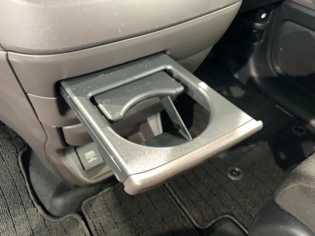 フリード Ｇ・ホンダセンシング　最長５年保証　ワンオ－ナ－　ナビＶＸＭ－２１４ＶＦｉ　ＴＶ　Ｒカメラ　ＣＤ録音　ＢＴオ－ディオ　ＤＶＤ　ＥＴＣ　両側電動ドア　ＶＳＡ　スマ－トキ－　スペアキー　盗難防止装置　整備記録簿　ドアバイザ－（27枚目）