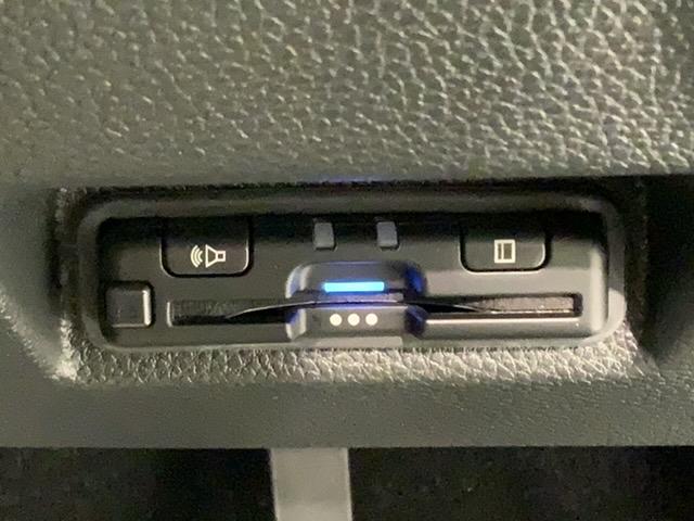 ＷＲ－Ｖ Ｚ＋ブラックスタイル　ＨｏｎｄａＳＥＮＳＩＮＧ　新車保証　試乗車　ワンオーナー　ナビＬＸＭ－２４５ＺＦＥｉ　ＴＶ　Ｒカメラ　ＢＴオ－ディオ　ＥＴＣ　ＬＥＤライト　ＶＳＡ　クルコン　アルミ　フォグ　スマートキー　盗難防止装置（13枚目）