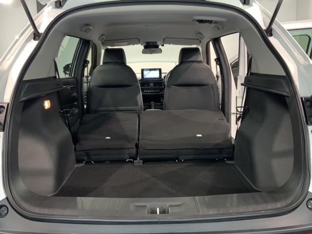 ＷＲ－Ｖ Ｚ＋ブラックスタイル　ＨｏｎｄａＳＥＮＳＩＮＧ　新車保証　試乗車　ワンオーナー　ナビＬＸＭ－２４５ＺＦＥｉ　ＴＶ　Ｒカメラ　ＢＴオ－ディオ　ＥＴＣ　ＬＥＤライト　ＶＳＡ　クルコン　アルミ　フォグ　スマートキー　盗難防止装置（19枚目）