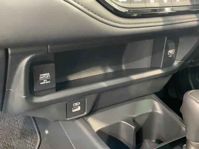 ＷＲ－Ｖ Ｚ＋ブラックスタイル　ＨｏｎｄａＳＥＮＳＩＮＧ　新車保証　試乗車　ワンオーナー　ナビＬＸＭ－２４５ＺＦＥｉ　ＴＶ　Ｒカメラ　ＢＴオ－ディオ　ＥＴＣ　ＬＥＤライト　ＶＳＡ　クルコン　アルミ　フォグ　スマートキー　盗難防止装置（27枚目）