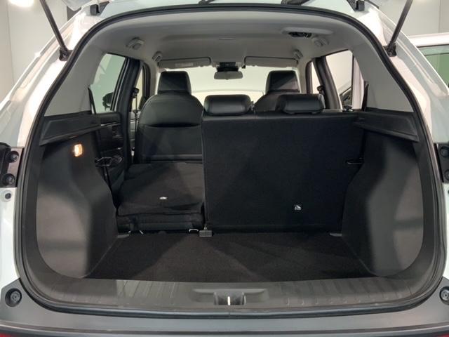 ＷＲ－Ｖ Ｚ＋ブラックスタイル　ＨｏｎｄａＳＥＮＳＩＮＧ　新車保証　試乗車　ワンオーナー　ナビＬＸＭ－２４５ＺＦＥｉ　ＴＶ　Ｒカメラ　ＢＴオ－ディオ　ＥＴＣ　ＬＥＤライト　ＶＳＡ　クルコン　アルミ　フォグ　スマートキー　盗難防止装置（36枚目）