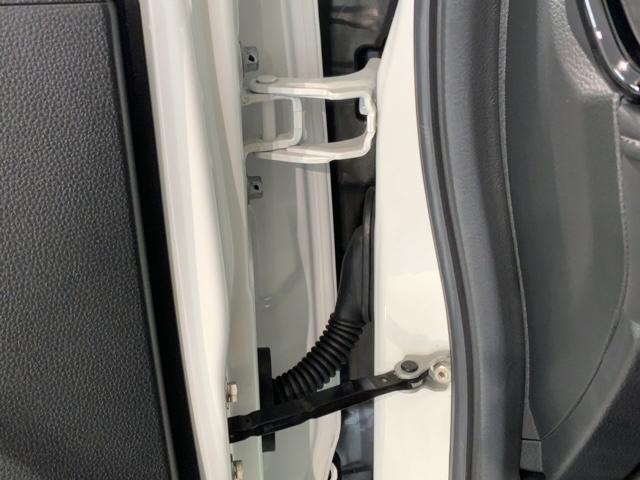 ＷＲ－Ｖ Ｚ＋ブラックスタイル　ＨｏｎｄａＳＥＮＳＩＮＧ　新車保証　試乗車　ワンオーナー　ナビＬＸＭ－２４５ＺＦＥｉ　ＴＶ　Ｒカメラ　ＢＴオ－ディオ　ＥＴＣ　ＬＥＤライト　ＶＳＡ　クルコン　アルミ　フォグ　スマートキー　盗難防止装置（42枚目）