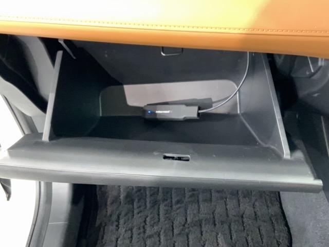 自社商品化センターにて内外装のクリーニングを実施しております！