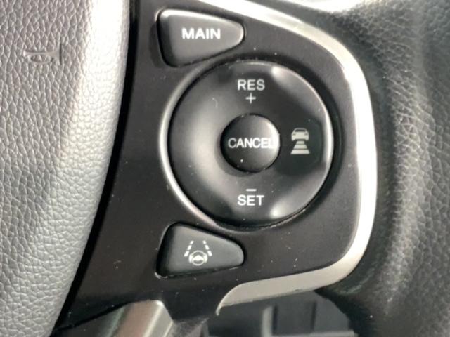 ステップワゴンスパーダ スパーダホンダセンシング　１年保証　ワンオーナー　ナビ　ＴＶ　Ｒカメラ　ＣＤ録音　ＢＴオ－ディオ　ＤＶＤ　ＥＴＣ　ＬＥＤライト　ＶＳＡ　両側電動ドア　クルコン　アルミ　フォグ　スマートキー　盗難防止装置　整備記録簿　ＡＡＣ（11枚目）