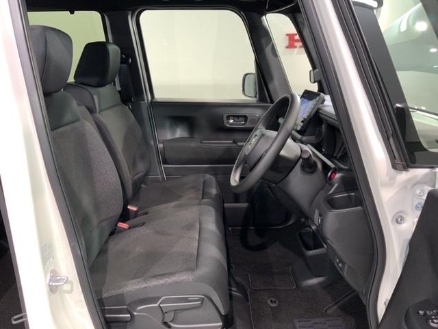 Ｎ－ＢＯＸカスタム ベースグレード　Ｈ　ＳＥＮＳＩＮＧ　新車保証　試乗車　ワンオーナー　ナビＬＸＵ－２４２ＮＢｉ　ＴＶ　Ｒカメラ　ＣＤ録音　ＢＴオ－ディオ　ＤＶＤ　シートヒーター　ＥＴＣ　ＬＥＤライト　ＶＳＡ　クルコン　アルミ　スマキー（17枚目）