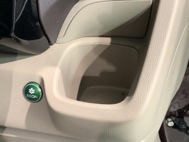 Ｎ－ＷＧＮ Ｇ・Ｌパッケージ　いまコレ＋新品マット付　あんしんＰＫＧ　１年保証　ワンオ－ナ－　ナビＶＸＭ－１７４ＶＦＸｉ　ＴＶ　Ｒカメラ　ＤＶＤ　ＥＴＣ　ＶＳＡ　スマ－トキ－　スペアキー　盗難防止装置　整備記録簿　ドアバイザ－（29枚目）