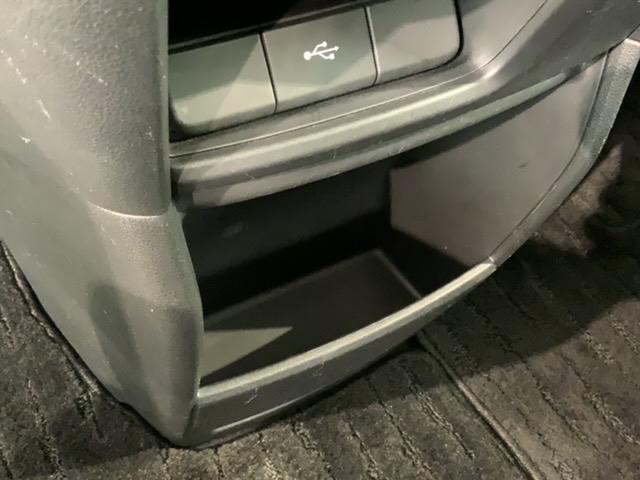 ステップワゴンスパーダ スパーダ車いす仕様車２列目乗車タイプ　ＨｏｎｄａＳＥＮＳＩＮＧ　福祉車両　最長５年保証　ワンオ－ナ－　ナビＶＸＭ－１９７ＶＦＮｉ　ＴＶ　ＣＤ録音　ＢＴオ－ディオ　ＤＶＤ　ＥＴＣ　ＬＥＤライト　両側電動ドア　ＶＳＡ　アルミ　スマ－トキ－（29枚目）