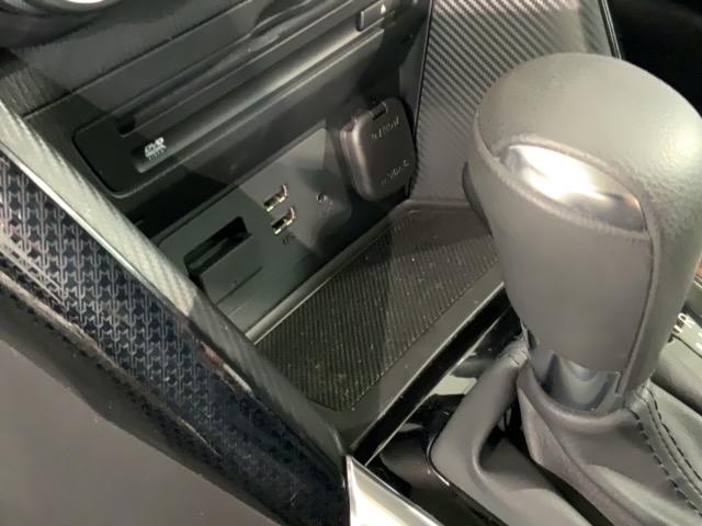 デミオ １３Ｓ　最長５年保証　純正ナビ　ＴＶ　ＢＴオ－ディオ　ＤＶＤ　衝突軽減Ｂ　ＥＴＣ　ＬＥＤライト　横滑り防止　シ－トヒ－タ－　スマ－トキ－　スペアキー　盗難防止装置　整備記録簿　ＡＡＣ　Ｗエアバッグ　ＶＳＡ（26枚目）