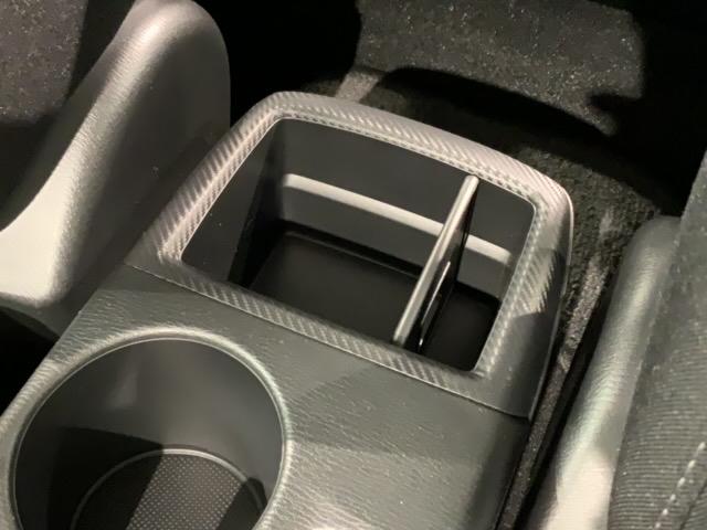 デミオ １３Ｓ　最長５年保証　純正ナビ　ＴＶ　ＢＴオ－ディオ　ＤＶＤ　衝突軽減Ｂ　ＥＴＣ　ＬＥＤライト　横滑り防止　シ－トヒ－タ－　スマ－トキ－　スペアキー　盗難防止装置　整備記録簿　ＡＡＣ　Ｗエアバッグ　ＶＳＡ（28枚目）