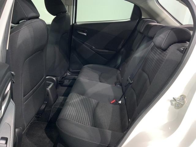 デミオ １３Ｓ　最長５年保証　純正ナビ　ＴＶ　ＢＴオ－ディオ　ＤＶＤ　衝突軽減Ｂ　ＥＴＣ　ＬＥＤライト　横滑り防止　シ－トヒ－タ－　スマ－トキ－　スペアキー　盗難防止装置　整備記録簿　ＡＡＣ　Ｗエアバッグ　ＶＳＡ（30枚目）