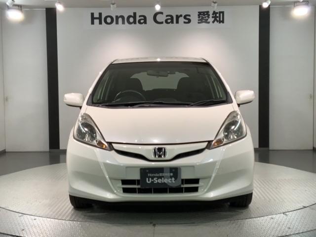 フィット シーズファインスタイル　禁煙　１年保証　ワンオ－ナ－　ナビＶＸＭ－１２８ＶＳ　ＴＶ　Ｒカメラ　ＤＶＤ　ドラレコ　ＥＴＣ　ＨＩＤ　シ－トヒ－タ－　スマ－トキ－　盗難防止装置　整備記録簿　ＡＡＣ　ドアバイザ－　Ｗエアバッグ（18枚目）