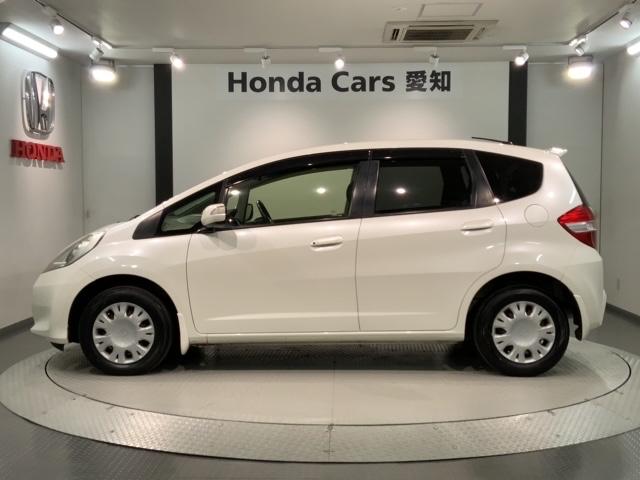 フィット シーズファインスタイル　禁煙　１年保証　ワンオ－ナ－　ナビＶＸＭ－１２８ＶＳ　ＴＶ　Ｒカメラ　ＤＶＤ　ドラレコ　ＥＴＣ　ＨＩＤ　シ－トヒ－タ－　スマ－トキ－　盗難防止装置　整備記録簿　ＡＡＣ　ドアバイザ－　Ｗエアバッグ（47枚目）