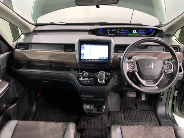フリードハイブリッド ハイブリッド・クロスター　ＨｏｎｄａＳＥＮＳＩＮＧ　最長５年保証　ワンオ－ナ－　ナビＶＸＭ－２３７ＶＦＮｉ　ＴＶ　Ｒカメラ　ＣＤ録音　ＢＴオ－ディオ　ＤＶＤ　ＥＴＣ　ＬＥＤライト　両側電動ドア　ＶＳＡ　シ－トヒ－タ－　アルミ（9枚目）