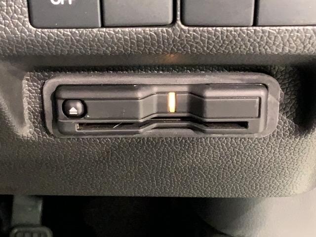 フリードハイブリッド ハイブリッド・クロスター　ＨｏｎｄａＳＥＮＳＩＮＧ　最長５年保証　ワンオ－ナ－　ナビＶＸＭ－２３７ＶＦＮｉ　ＴＶ　Ｒカメラ　ＣＤ録音　ＢＴオ－ディオ　ＤＶＤ　ＥＴＣ　ＬＥＤライト　両側電動ドア　ＶＳＡ　シ－トヒ－タ－　アルミ（12枚目）