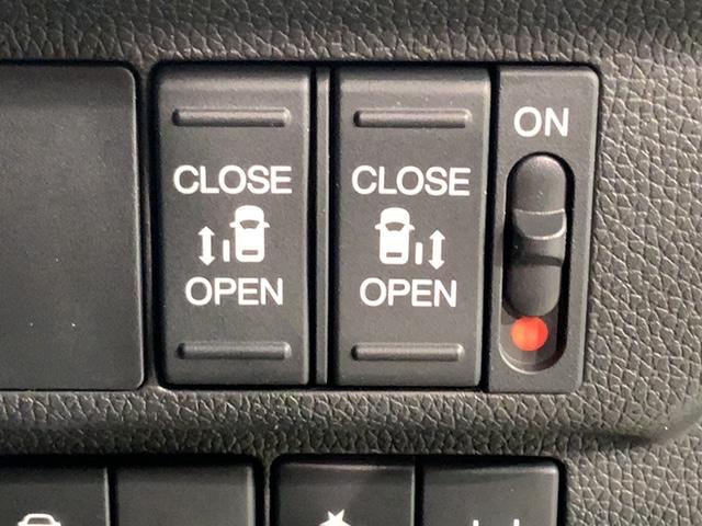 フリードハイブリッド ハイブリッド・クロスター　ＨｏｎｄａＳＥＮＳＩＮＧ　最長５年保証　ワンオ－ナ－　ナビＶＸＭ－２３７ＶＦＮｉ　ＴＶ　Ｒカメラ　ＣＤ録音　ＢＴオ－ディオ　ＤＶＤ　ＥＴＣ　ＬＥＤライト　両側電動ドア　ＶＳＡ　シ－トヒ－タ－　アルミ（13枚目）