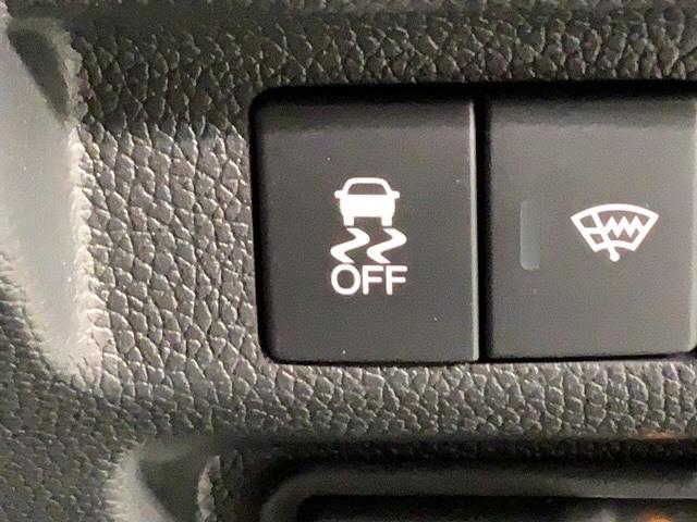 フリードハイブリッド ハイブリッド・クロスター　ＨｏｎｄａＳＥＮＳＩＮＧ　最長５年保証　ワンオ－ナ－　ナビＶＸＭ－２３７ＶＦＮｉ　ＴＶ　Ｒカメラ　ＣＤ録音　ＢＴオ－ディオ　ＤＶＤ　ＥＴＣ　ＬＥＤライト　両側電動ドア　ＶＳＡ　シ－トヒ－タ－　アルミ（14枚目）