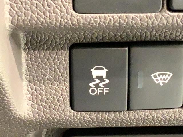 フリードハイブリッド ハイブリッド・Ｇホンダセンシング　最長５年保証　ワンオ－ナ－　ナビＶＸＭ－２０４ＶＦｉ　ＴＶ　Ｒカメラ　ＣＤ録音　ＢＴオ－ディオ　ＤＶＤ　ドラレコ　ＥＴＣ　ＬＥＤライト　両側電動ドア　ＶＳＡ　シ－トヒ－タ－　スマ－トキ－　軽減ブレーキ（15枚目）