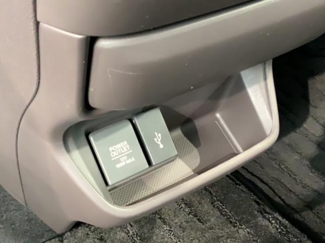 フリードハイブリッド ハイブリッド・Ｇホンダセンシング　最長５年保証　ワンオ－ナ－　ナビＶＸＭ－２０４ＶＦｉ　ＴＶ　Ｒカメラ　ＣＤ録音　ＢＴオ－ディオ　ＤＶＤ　ドラレコ　ＥＴＣ　ＬＥＤライト　両側電動ドア　ＶＳＡ　シ－トヒ－タ－　スマ－トキ－　軽減ブレーキ（29枚目）