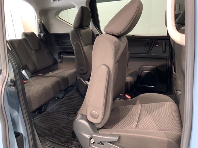 フリードハイブリッド ハイブリッド・Ｇホンダセンシング　最長５年保証　ワンオ－ナ－　ナビＶＸＭ－２０４ＶＦｉ　ＴＶ　Ｒカメラ　ＣＤ録音　ＢＴオ－ディオ　ＤＶＤ　ドラレコ　ＥＴＣ　ＬＥＤライト　両側電動ドア　ＶＳＡ　シ－トヒ－タ－　スマ－トキ－　軽減ブレーキ（34枚目）