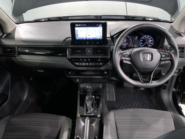 ＷＲ－Ｖ Ｚブラックスタイル　ＨｏｎｄａＳＥＮＳＩＮＧ　新車保証　試乗車　ワンオ－ナ－　ナビＬＸＭ－２４５ＺＦＥｉ　ＴＶ　Ｒカメラ　ＥＴＣ　ＬＥＤライト　ＶＳＡ　アルミ　スマートキー　スペアキー　盗難防止装置　整備記録簿（9枚目）