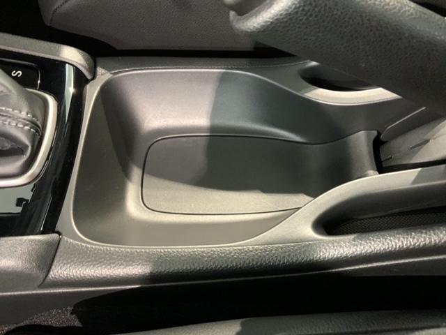 ＷＲ－Ｖ Ｚブラックスタイル　ＨｏｎｄａＳＥＮＳＩＮＧ　新車保証　試乗車　ワンオ－ナ－　ナビＬＸＭ－２４５ＺＦＥｉ　ＴＶ　Ｒカメラ　ＥＴＣ　ＬＥＤライト　ＶＳＡ　アルミ　スマートキー　スペアキー　盗難防止装置　整備記録簿（27枚目）