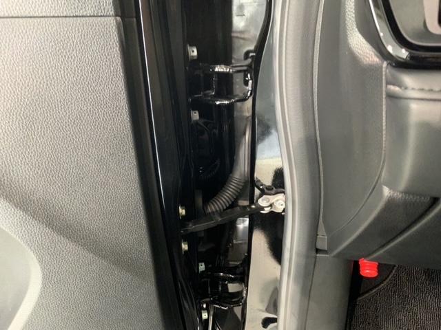 ＷＲ－Ｖ Ｚブラックスタイル　ＨｏｎｄａＳＥＮＳＩＮＧ　新車保証　試乗車　ワンオ－ナ－　ナビＬＸＭ－２４５ＺＦＥｉ　ＴＶ　Ｒカメラ　ＥＴＣ　ＬＥＤライト　ＶＳＡ　アルミ　スマートキー　スペアキー　盗難防止装置　整備記録簿（42枚目）