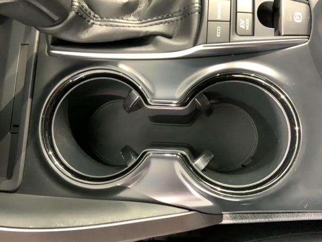 カムリ WS 禁煙 2ト-ン 最長5年保証 純正ナビ Rカメラ BTオ-ディオ DVD ドラレコ 衝突軽減B ETC LEDライト 横滑り防止 電動シート クルコン アルミ フォグ スマートキー 盗難防止装置(27枚目)