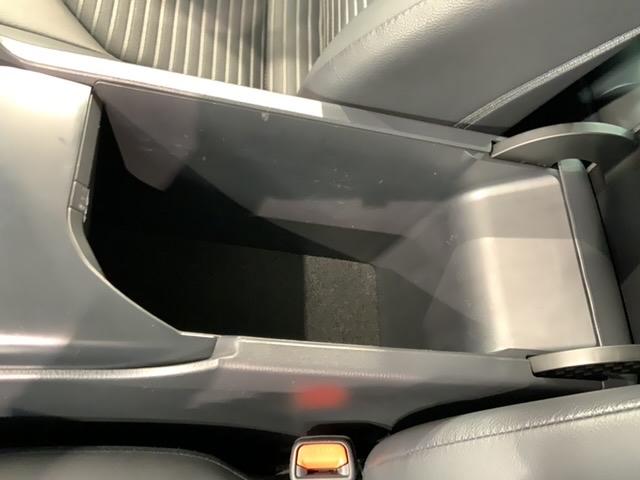 カムリ WS 禁煙 2ト-ン 最長5年保証 純正ナビ Rカメラ BTオ-ディオ DVD ドラレコ 衝突軽減B ETC LEDライト 横滑り防止 電動シート クルコン アルミ フォグ スマートキー 盗難防止装置(28枚目)